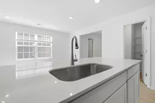 1385 Hugh Mack Ct, Spartanburg, SC 29303 - Photo 12