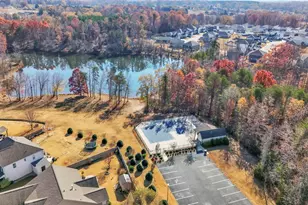 328 Bucklebury Rd, Greer, SC 29651 - Photo 40