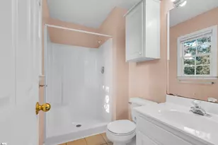 350 W Pointe Dr, Spartanburg, SC 29301 - Photo 16