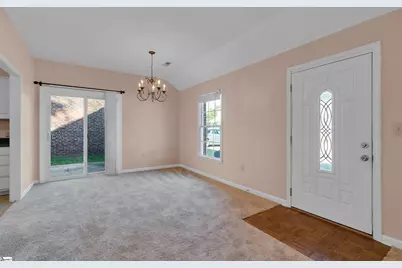 350 W Pointe Drive, Spartanburg, SC 29301 - Photo 6