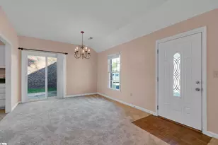 350 W Pointe Dr, Spartanburg, SC 29301 - Photo 6