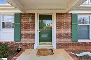 1001 Wenwood Cir, Greenville, SC 29607 - Photo 4