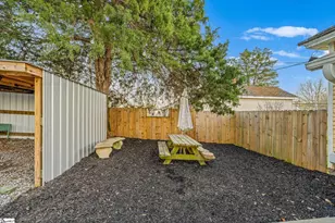 38 N Greenwood Ave, Ware Shoals, SC 29692 - Photo 14