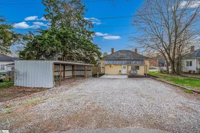 38 N Greenwood Avenue, Ware Shoals, SC 29692 - Photo 16