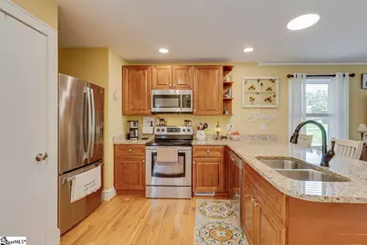 200 Cardinal Drive, Taylors, SC 29687 - Photo 8