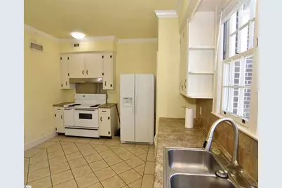 308 W Poinsett Street, Greer, SC 29650 - Photo 10
