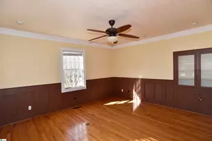 308 W Poinsett St, Greer, SC 29650 - Photo 8