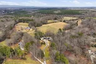 129 Tyler Ln, West Union, SC 29696 - Photo 8