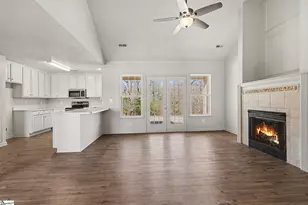 1 Long Pond Ct, Greer, SC 29651 - Photo 4