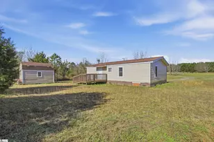 1622 Bethany Church Rd, Belton, SC 29627 - Photo 2