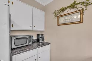 815 Edwards Rd, Greenville, SC 29615 - Photo 12