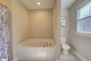 110 Sanders Dr, Easley, SC 29642 - Photo 14