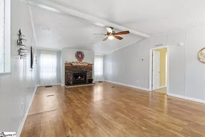409 W Bagwell Road, Liberty, SC 29657 - Photo 6