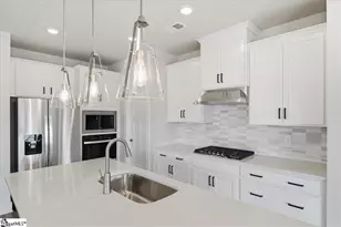 119 Barreto Ct, Boiling Springs, SC 29316 - Photo 4