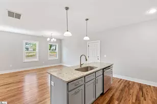 301 McGarity St, Greenville, SC 29605 - Photo 16