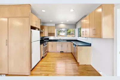 10 Waccamaw Avenue, Greenville, SC 29605 - Photo 12