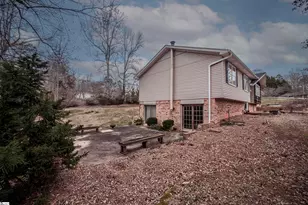 1618 E Saluda Lake Rd, Greenville, SC 29611 - Photo 8