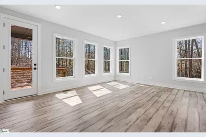 649 Canterbury Road, Piedmont, SC 29673 - Photo 2