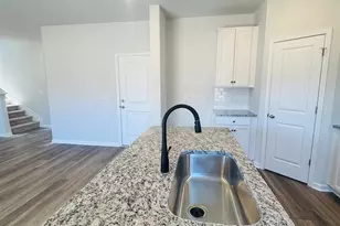 236 Pretoria Dr, Woodruff, SC 29388 - Photo 8