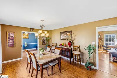 222 Briarcreek Drive, Spartanburg, SC 29301 - Photo 2