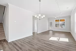 330 Cub Ct, Greenville, SC 29609 - Photo 4