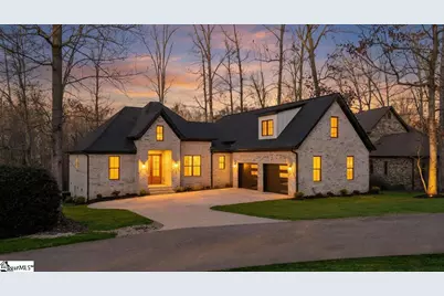 304 Ave Of Oaks, Anderson, SC 29621 - Photo 1