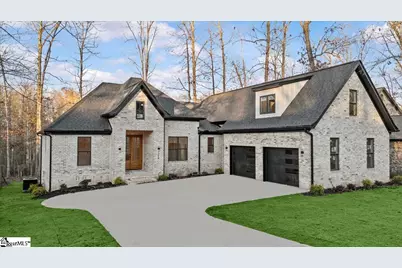 304 Ave Of Oaks, Anderson, SC 29621 - Photo 2