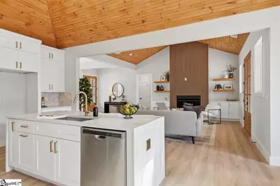 304 Ave Of Oaks, Anderson, SC 29621 - Photo 8