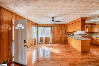 207 Maid Marion Drive, Union, SC 29379 - Photo 6