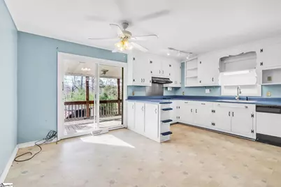 1409 Old Spartanburg Highway, Woodruff, SC 29388 - Photo 6