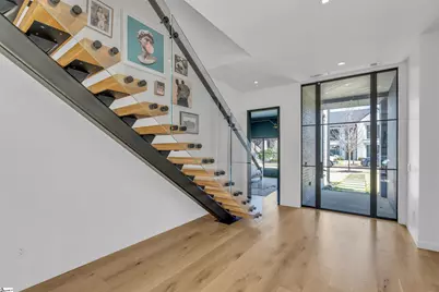 32 Gardenview Avenue, Greenville, SC 29601 - Photo 2