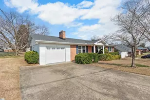 113 Buddy Ave, Greer, SC 29651 - Photo 2