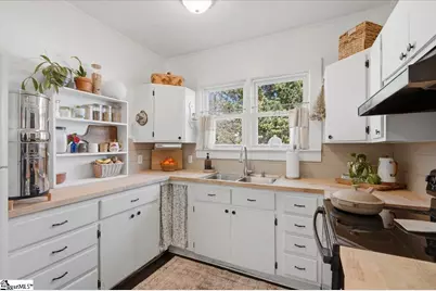 17 1st Street, Inman, SC 29349 - Photo 2