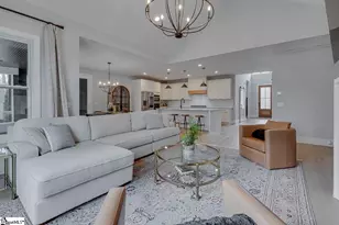 24 Hawkins Rd, Greenville, SC 29615 - Photo 8