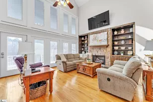 109 Brandon Dr, Hodges, SC 19653 - Photo 8