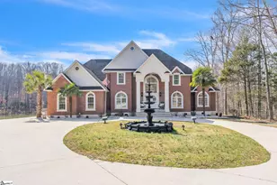 109 Brandon Dr, Hodges, SC 19653 - Photo 1