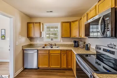 137 Belle Flower Court, Spartanburg, SC 29303 - Photo 12