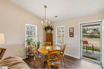 137 Belle Flower Court, Spartanburg, SC 29303 - Photo 8