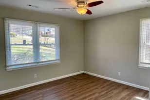 340 Ferndale Dr, Boiling Springs, SC 29316 - Photo 10