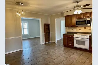 340 Ferndale Drive, Spartanburg, SC 29316 - Photo 8