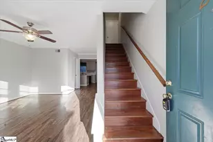 1 Hartsville Dr, Taylors, SC 29687 - Photo 2