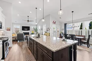 306 Kelby St, Travelers Rest, SC 29690 - Photo 10