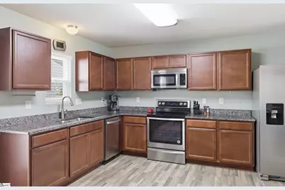 131 Colonial Walk, Pickens, SC 29671 - Photo 12