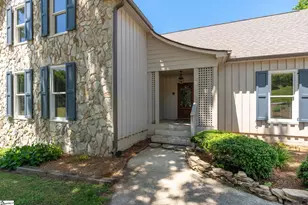 302 Golf View Ln, Greenville, SC 29609 - Photo 2
