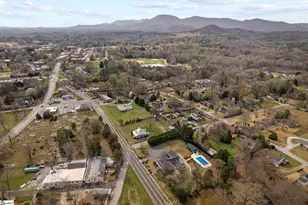 305 E Prince Rd, Landrum, SC 29356 - Photo 50