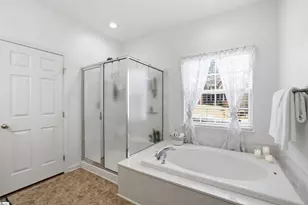 18 Neyland Dr, Fountain Inn, SC 29644 - Photo 24