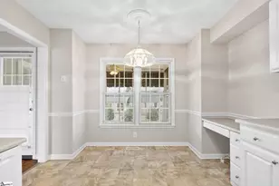 204 Summerside Dr, Greenville, SC 29615 - Photo 10