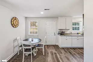 101 Pleasant Ridge Ave, Greenville, SC 29605 - Photo 12