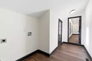 1 E 5th St, Greenville, SC 29611 - Photo 20