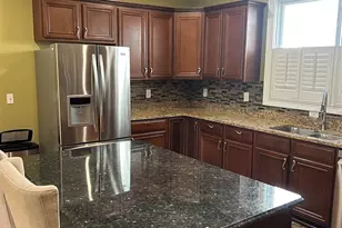 720 Rutherford Rd, Greenville, SC 29609 - Photo 4